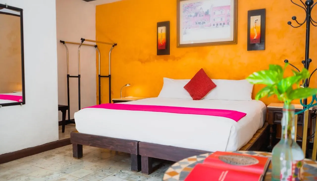 ***  Hotel Mucuy Merida Mexico
