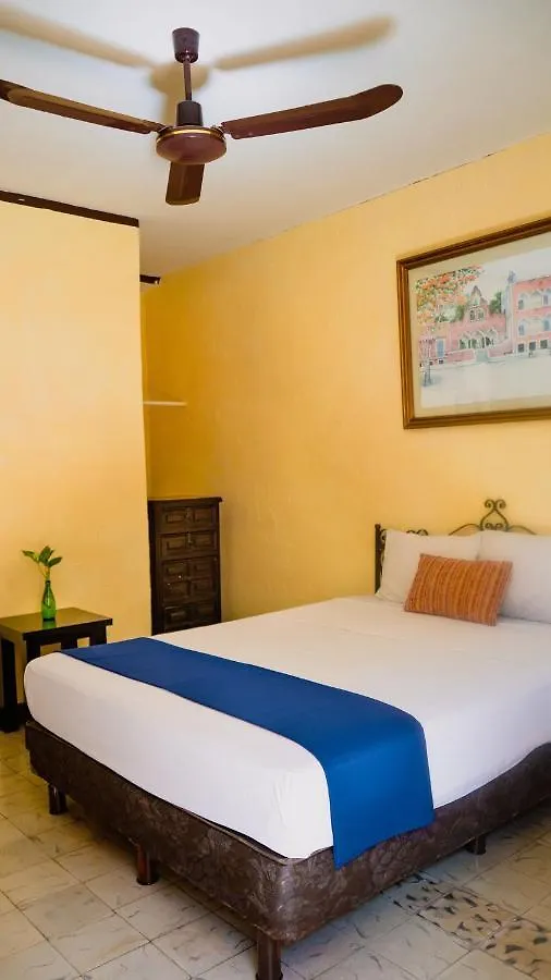 ***  Hotel Mucuy Merida Mexico